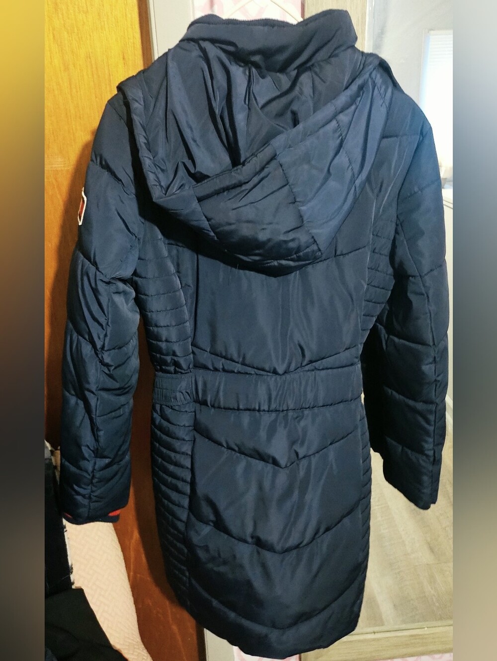 Womens Tommy Hilfiger Navy Blue Long Puffer Coat w/ belt and hood size M - Picture 7 of 12